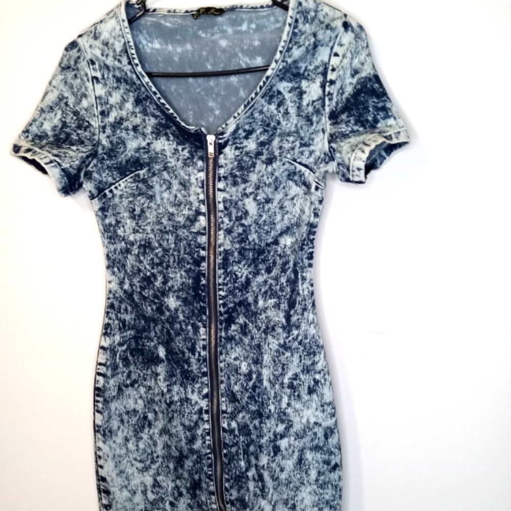 Women's dress